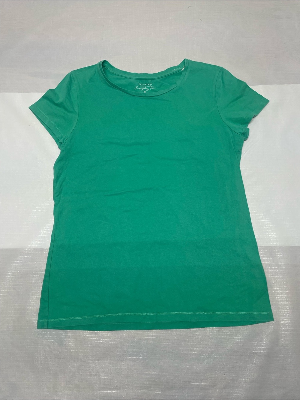 Sonoma Green Short Sleeve Tee Sz: Medium